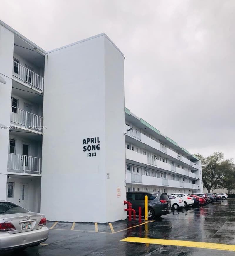1333 Hallandale Beach Blvd #223, Hallandale Beach, 33009