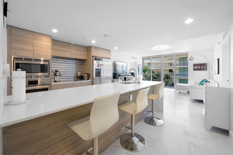 6610 Indian Creek Dr #406, Miami Beach, 33141