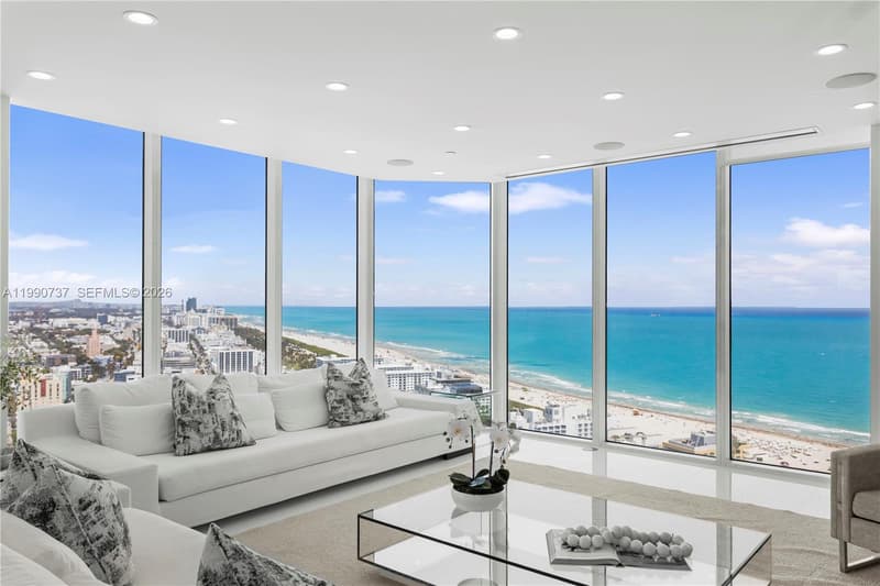 300 Pointe Dr #3405, Miami Beach, 33139