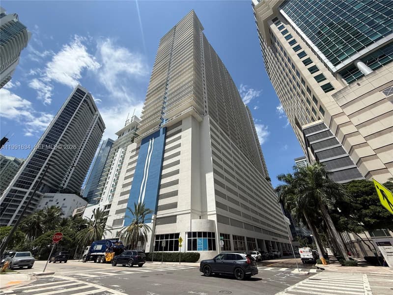 1200 Brickell Bay Dr #2216, Miami, 33131