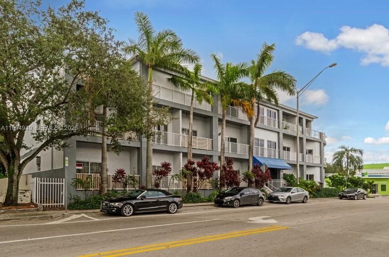 2734 Bird Ave #310, Miami, 33133