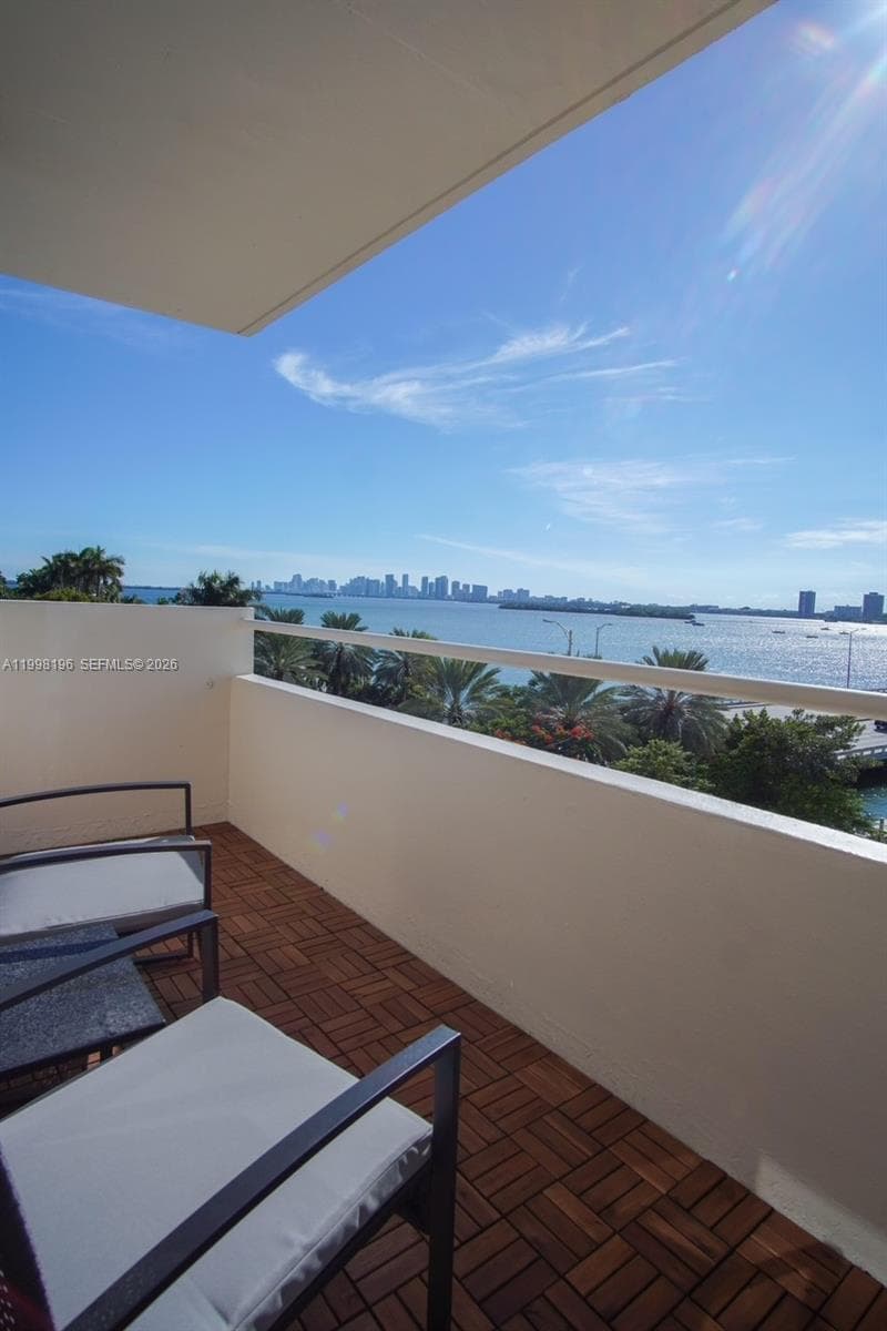 7904 West Dr #501, North Bay Village, 33141