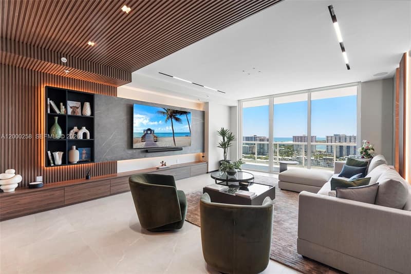 Sunny Isles Beach, 33160