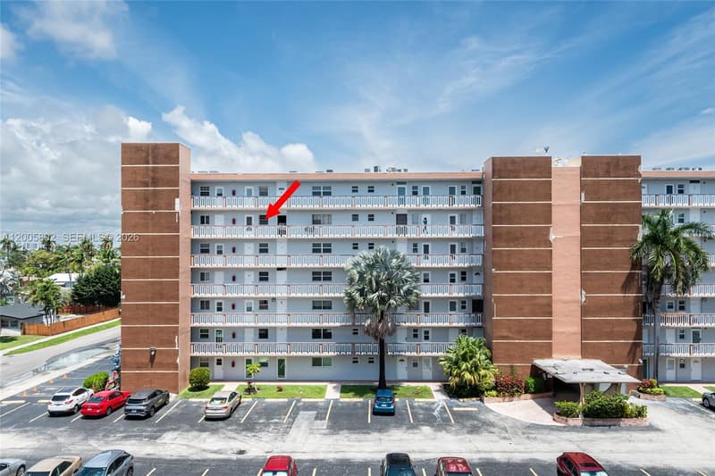 610 12th Ave #602, Hallandale Beach, 33009