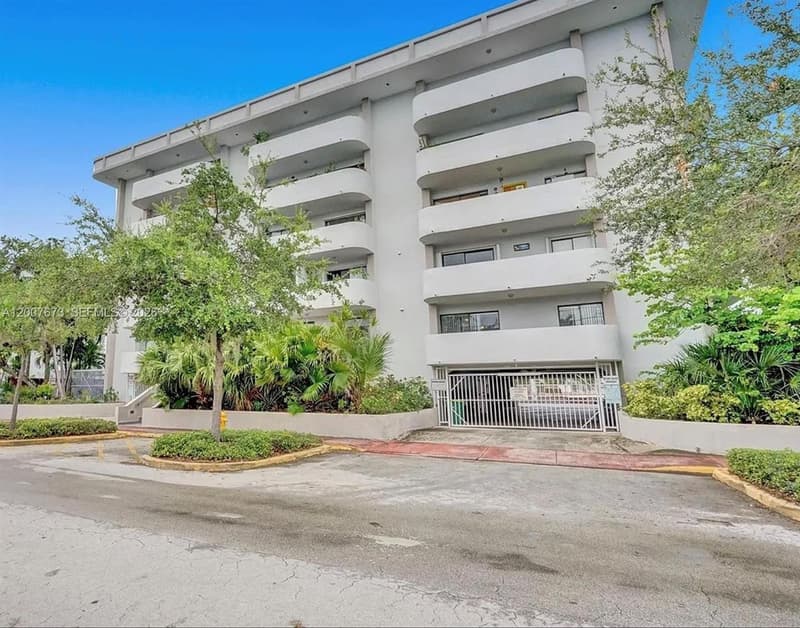 110 Shore Dr #5B, Miami Beach, 33141