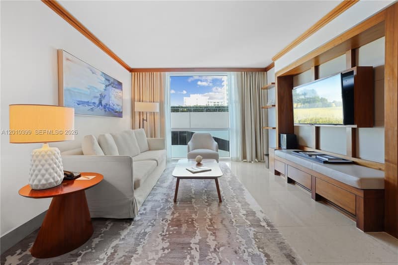 6801 Collins Ave #503, Miami Beach, 33141