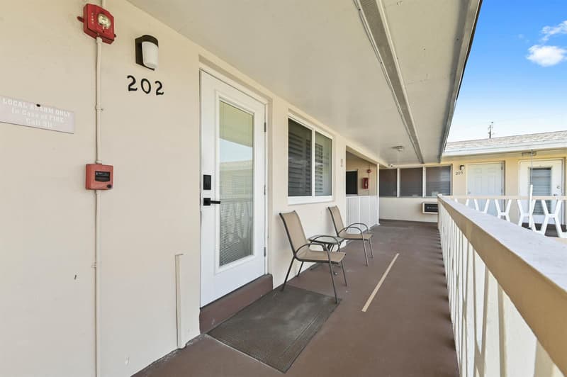 900 Atlantic Shores Boulevard #202, Hallandale Beach, 33009