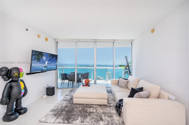 465 Brickell Ave #5305, Miami, 33131