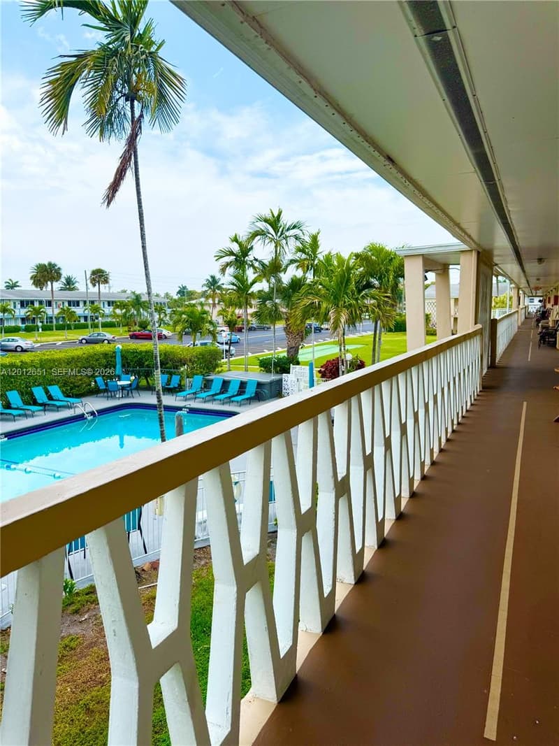 900 Atlantic Shores Blvd #220, Hallandale Beach, 33009