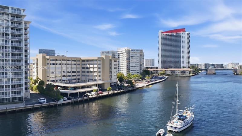 111 Golden Isles Dr #G12, Hallandale Beach, 33009