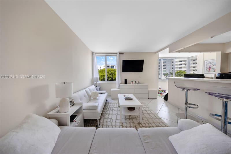250 180th Dr #352, Sunny Isles Beach, 33160