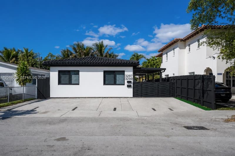 3297 26th St, Miami, 33133
