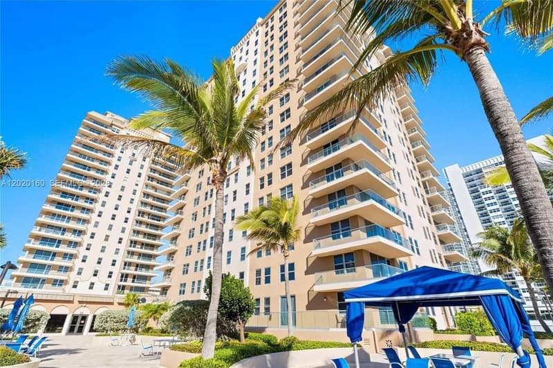 1920 Ocean Dr #16B, Hallandale Beach, 33009