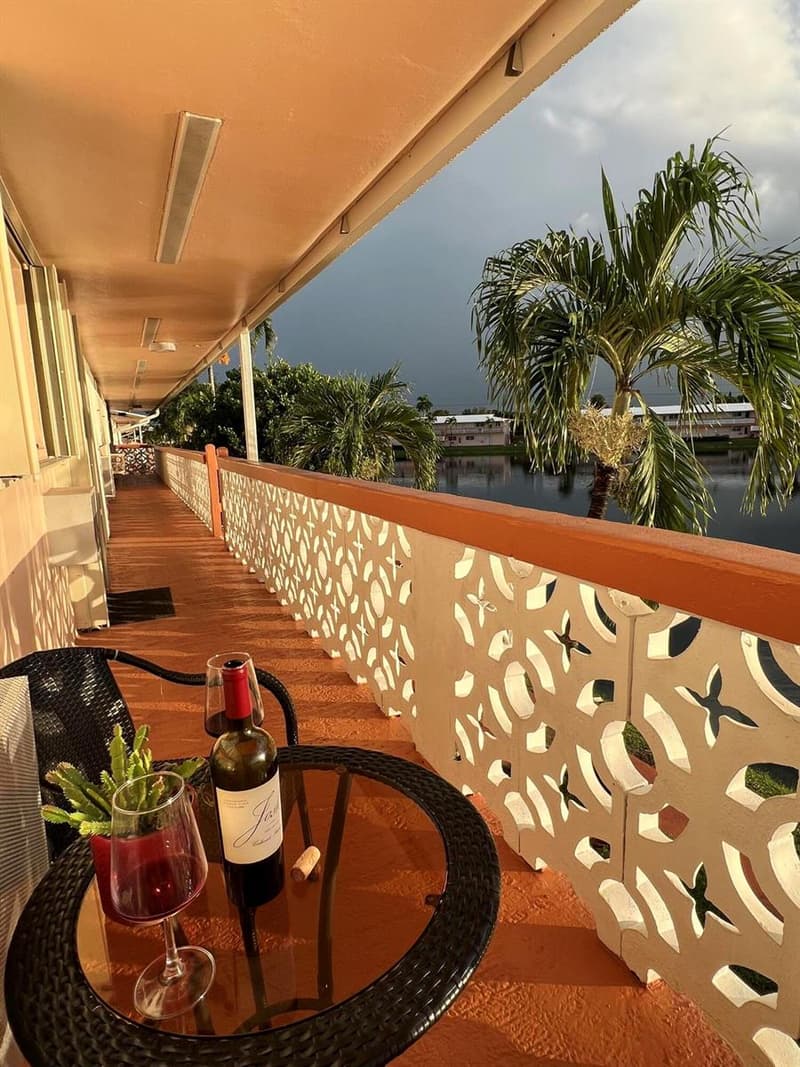 900 10th Terrace #S20, Hallandale Beach, 33009