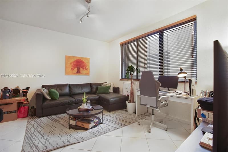 540 Brickell Key Dr #308, Miami, 33131