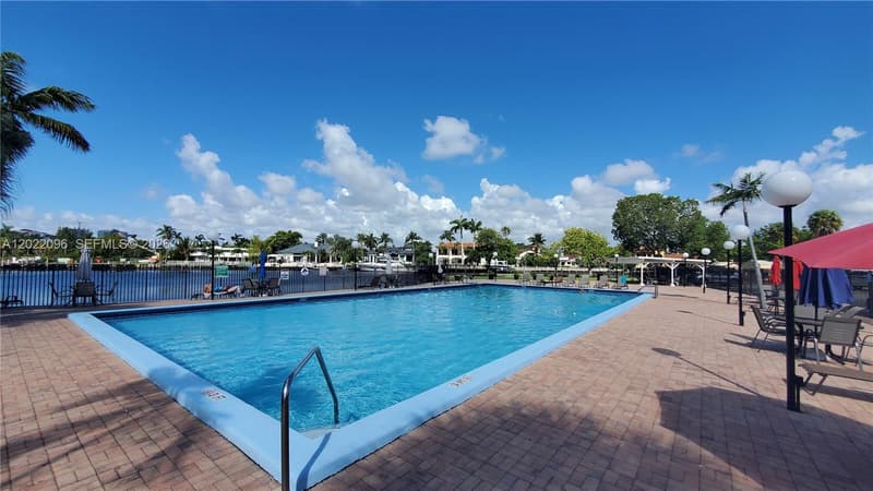 801 Three Islands Blvd #109, Hallandale Beach, 33009