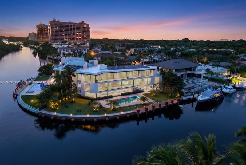 6941 Sunrise Ct, Coral Gables, 33133