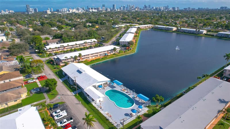 820 11 Street #4B, Hallandale Beach, 33009