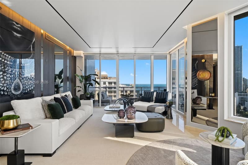 901 Brickell Key Blvd #3304, Miami, 33131