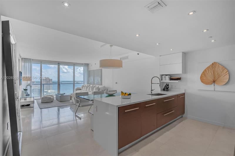 465 Brickell Ave #2703, Miami, 33131