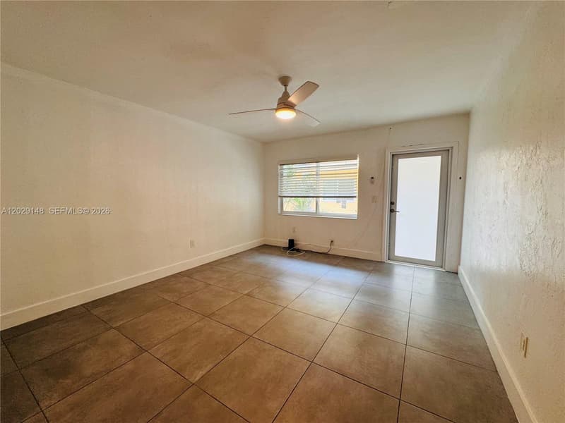 75 Washington Ave #10, Miami Beach, 33139
