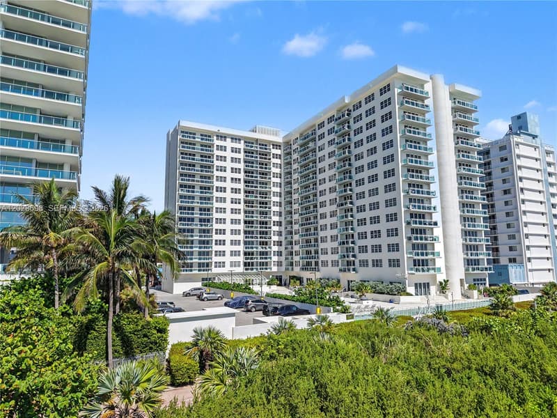 6917 Collins Ave #605, Miami Beach, 33141