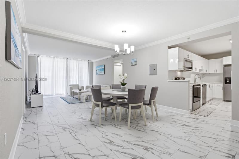 401 69th St #313, Miami Beach, 33141