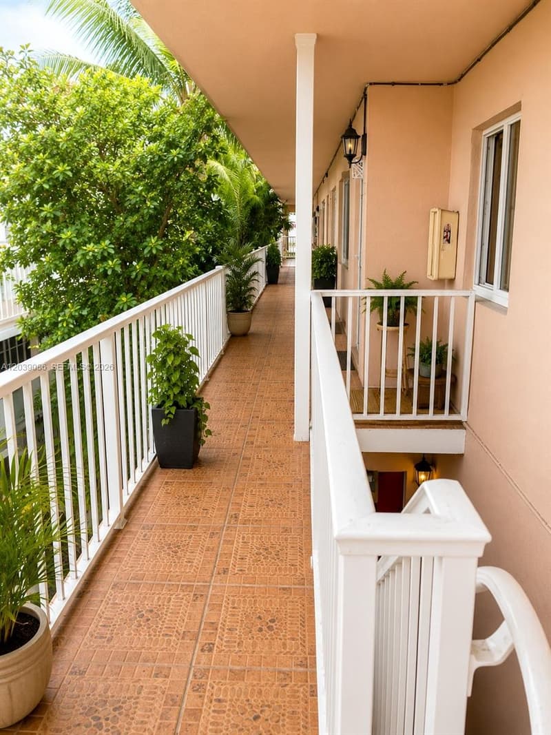 549 Meridian Ave #12, Miami Beach, 33139