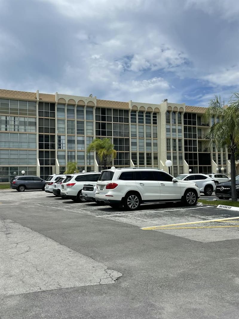 801 Three Islands Boulevard #306, Hallandale Beach, 33009