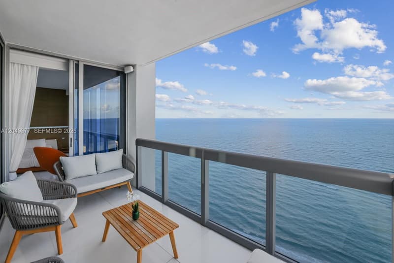 6899 Collins Ave #2208, Miami Beach, 33141