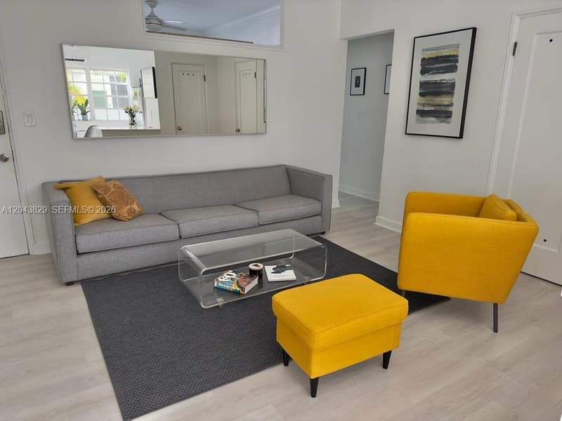 836 10th St #5, Miami Beach, 33139