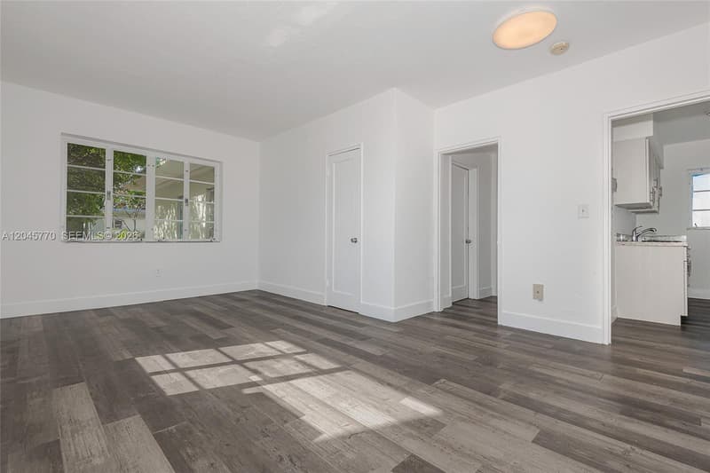 8340 Crespi Blvd #20, Miami Beach, 33141