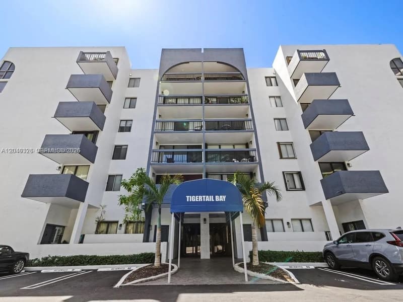 2715 Tigertail Ave #102, Miami, 33133