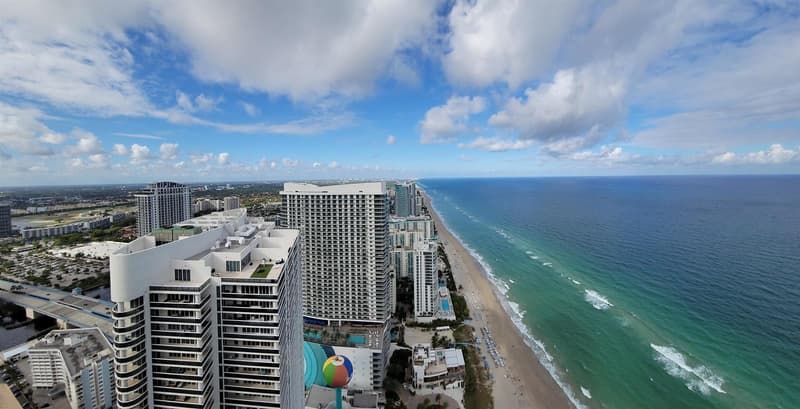 1830 Ocean Drive #5111, 33009