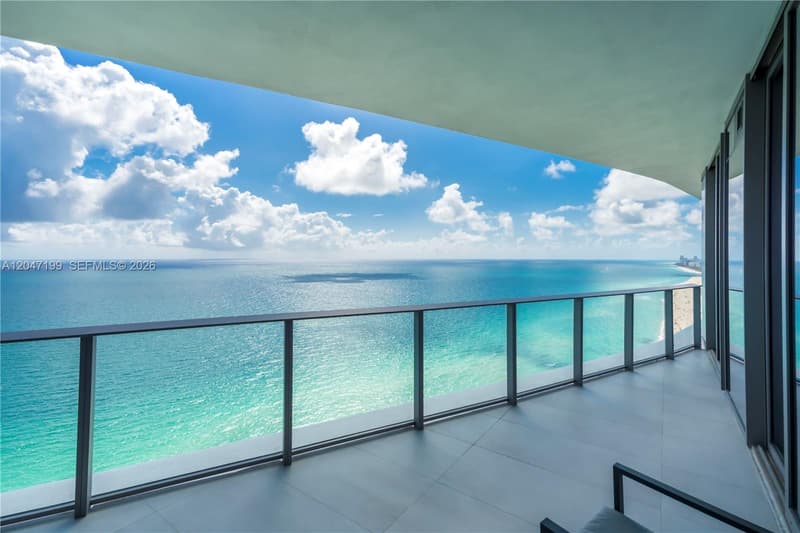 15701 Collins Ave #2903, Sunny Isles Beach, 33160