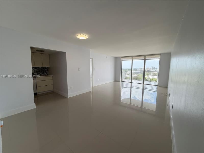 18011 Biscayne Blvd #1802, Aventura, 33160