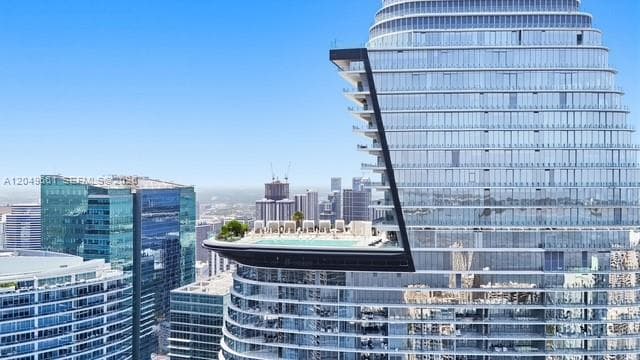 300 Biscayne Boulevard Way #4808W, Miami, 33131