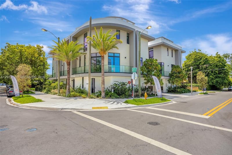 2692 25th Ave, Miami, 33133