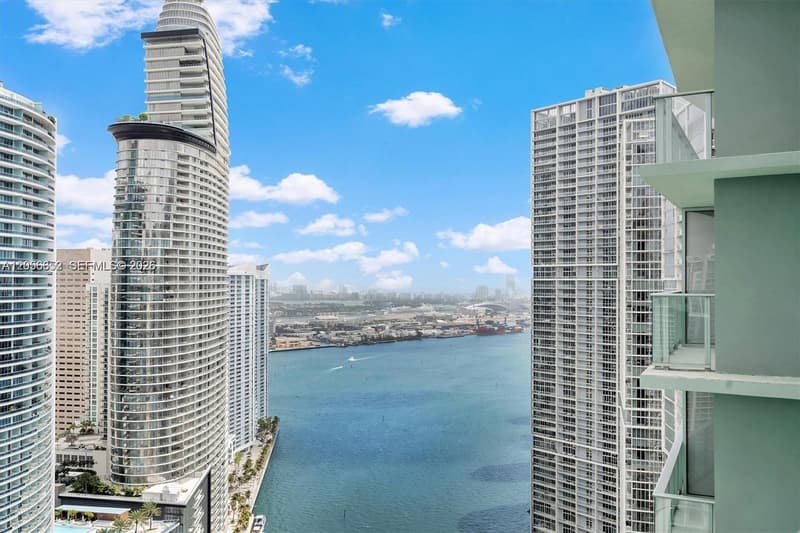 77 5th St #4106, Miami, 33131