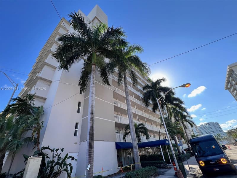 1300 Lincoln Rd #D304, Miami Beach, 33139