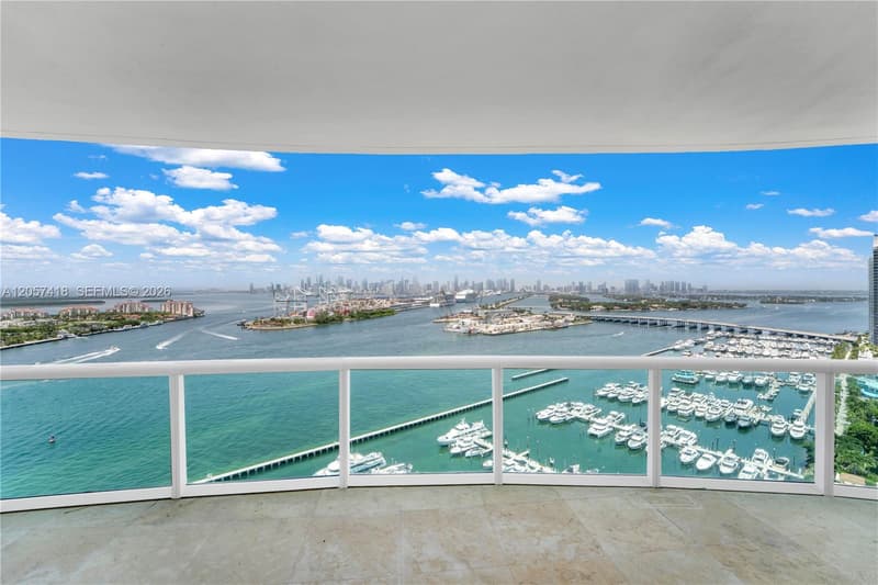 1000 Pointe Dr #2501, Miami Beach, 33139