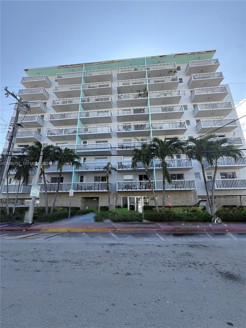 7620 Carlyle Ave #502, Miami Beach, 33141
