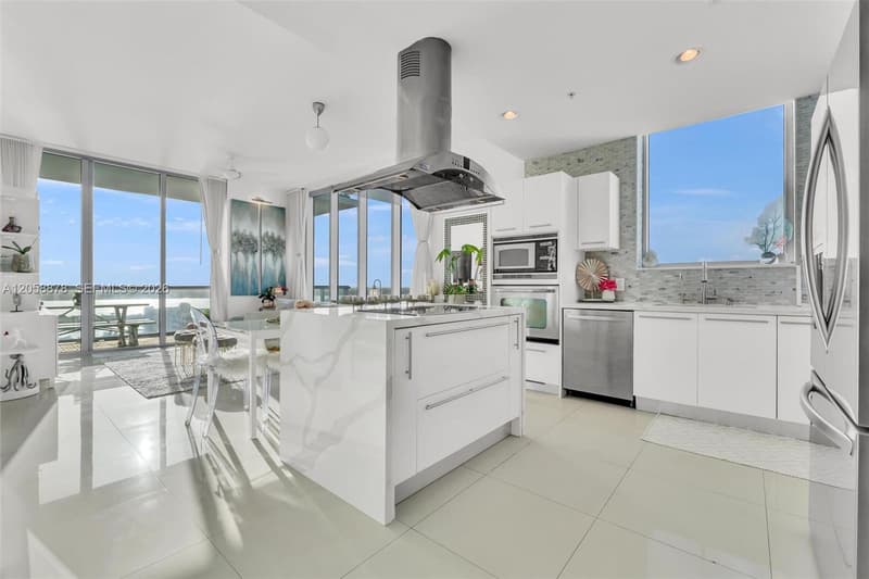 7930 East Dr #1408, North Bay Village, 33141