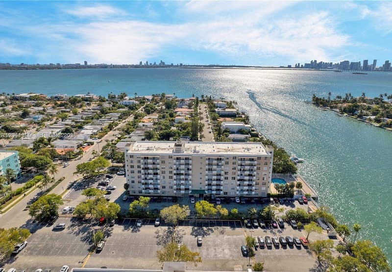 1455 Treasure Dr #PH-H, North Bay Village, 33141