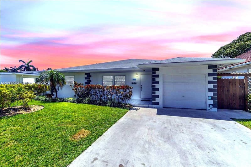 806 4th St, Hallandale Beach, 33009