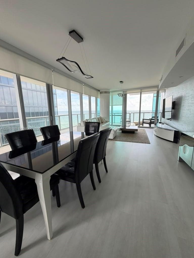 17121 Collins Ave #1208, Sunny Isles Beach, 33160