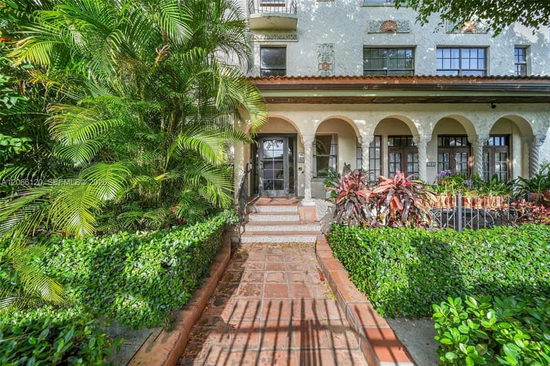 934 Michigan Ave #207, Miami Beach, 33139
