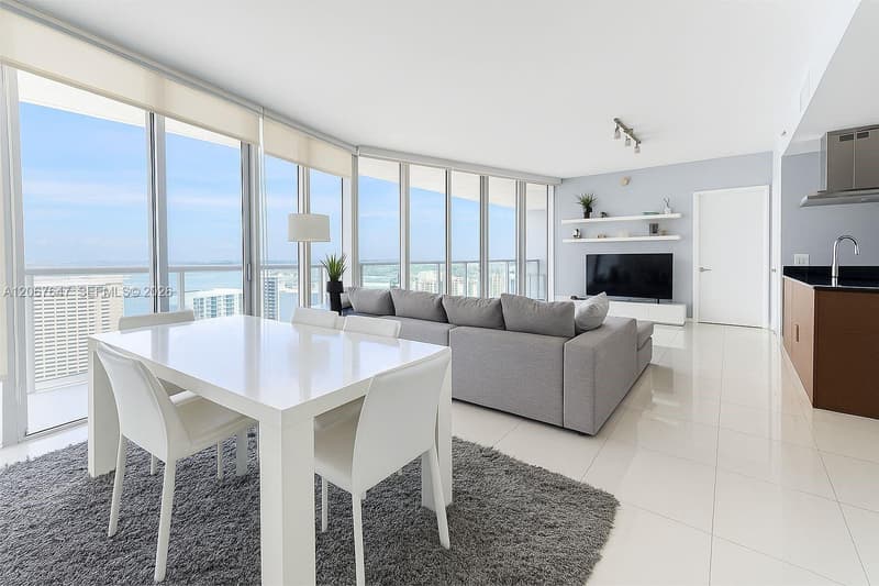 495 Brickell Ave #5104, Miami, 33131