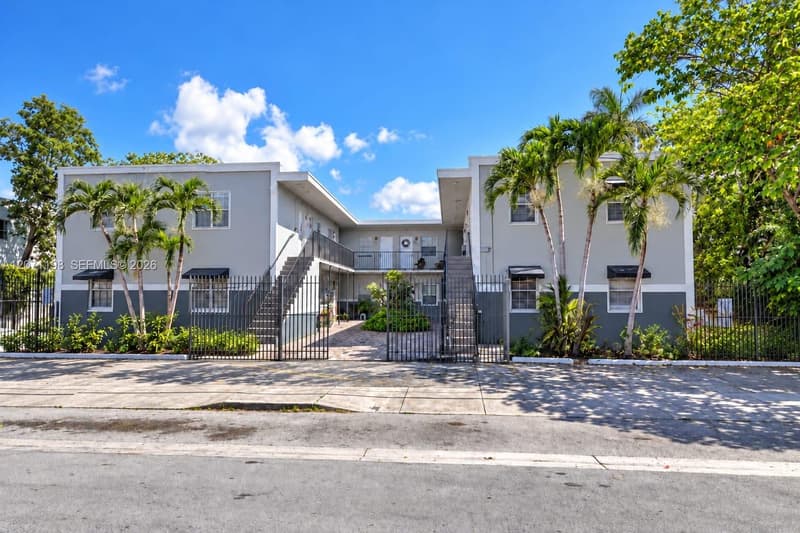 3615 Thomas AVE #13, Miami, 33133