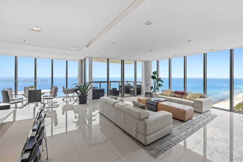 6899 Collins Ave #2708, Miami Beach, 33141